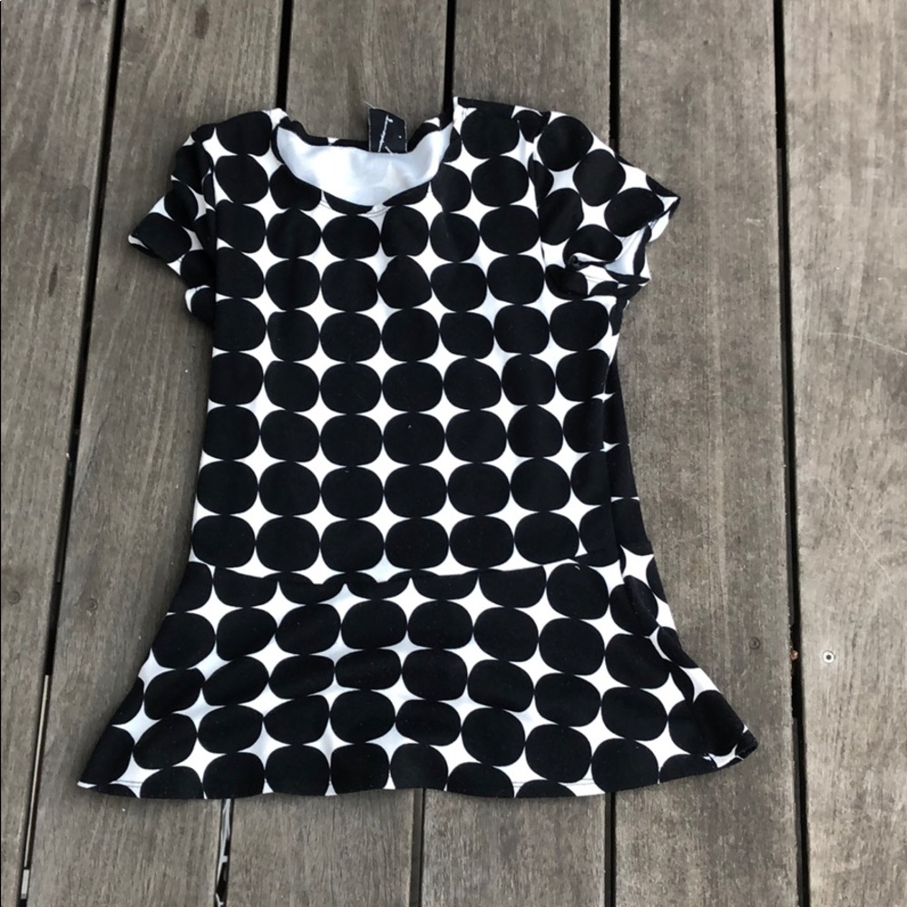 Black white top